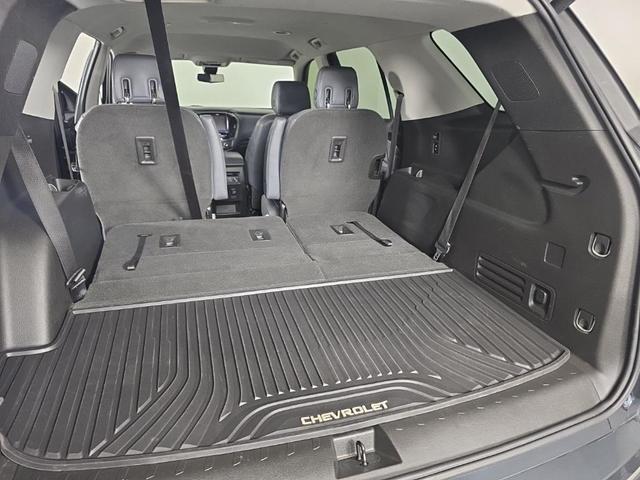 Photo of 2018 Graphite Metallic Chevrolet Traverse