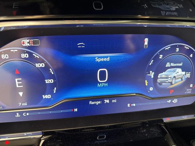 Photo of 2025 Summit White Chevrolet Silverado 1500