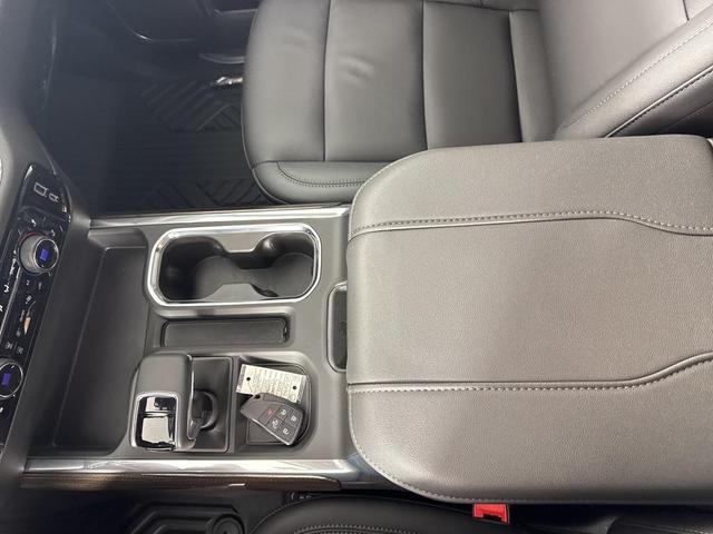 Photo of 2025 Summit White Chevrolet Silverado 1500