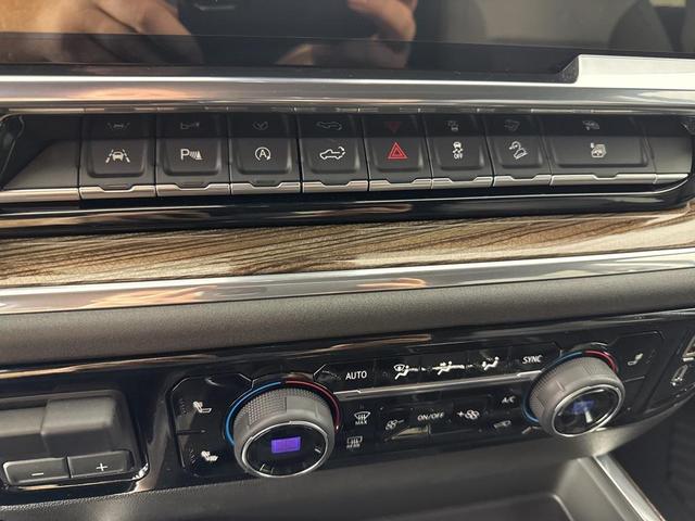Photo of 2025 Summit White Chevrolet Silverado 1500