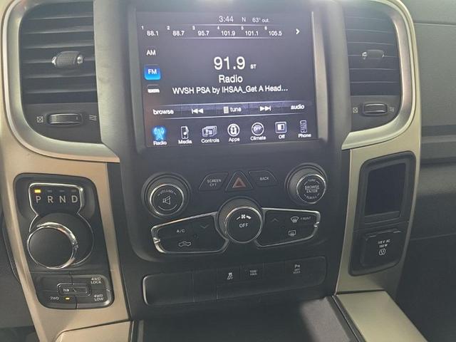 Photo of 2016 Brilliant Black Crystal Pearl RAM 1500