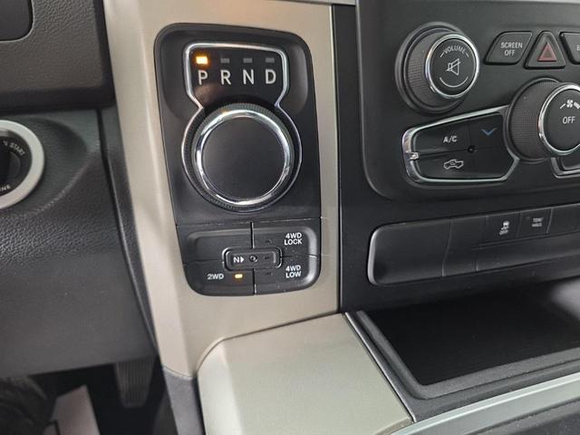 Photo of 2016 Brilliant Black Crystal Pearl RAM 1500