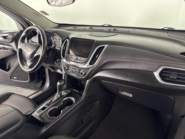 Photo of 2018 Mosaic Black Metallic Chevrolet Equinox