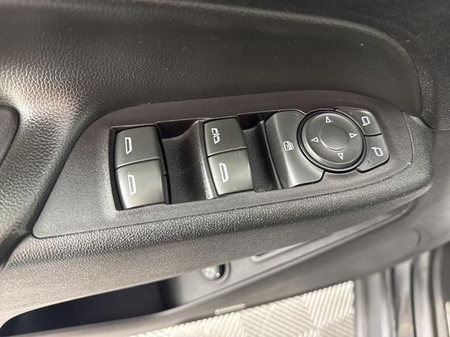 Photo of 2018 Mosaic Black Metallic Chevrolet Equinox