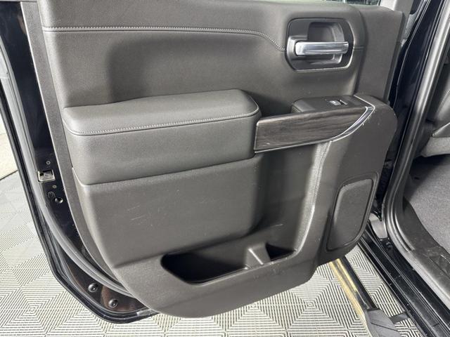 Photo of 2020 Black Chevrolet Silverado 1500