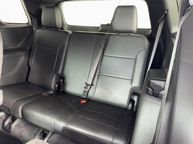 Photo of 2022 Silver Ice Metallic Chevrolet Traverse