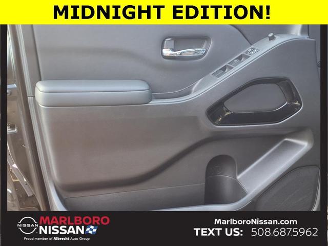 Photo of 2023 Black Nissan Frontier