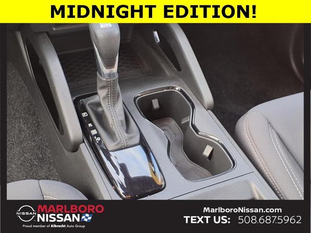 Photo of 2023 Black Nissan Frontier