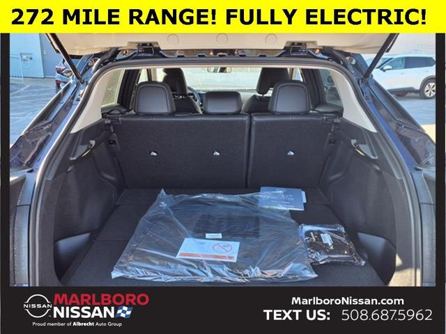 Photo of 2025 2t Blu Blk Roof Nissan ARIYA