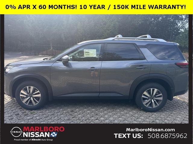 Photo of 2025 Gun Metallic Nissan Pathfinder