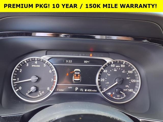 Photo of 2025 Everest White P Nissan Pathfinder