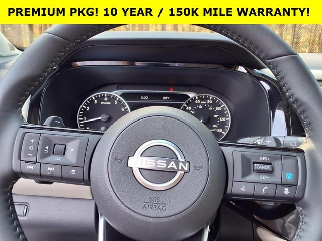 Photo of 2025 Everest White P Nissan Pathfinder
