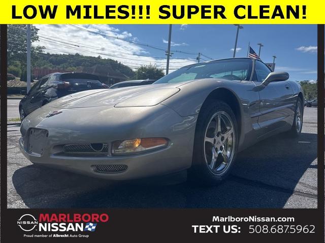 Photo of 2002 Light Pewter Metallic Chevrolet Corvette