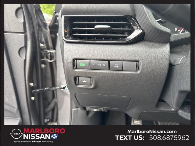 Photo of 2025 Gun Metallic Nissan Sentra