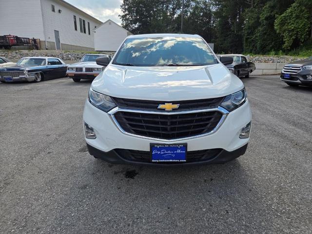 Photo of 2018 Summit White Chevrolet Equinox