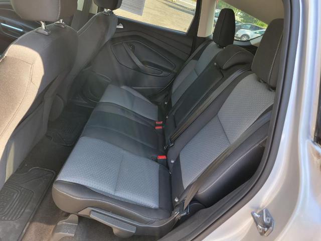 Photo of 2017 Ingot Silver Metallic Ford Escape
