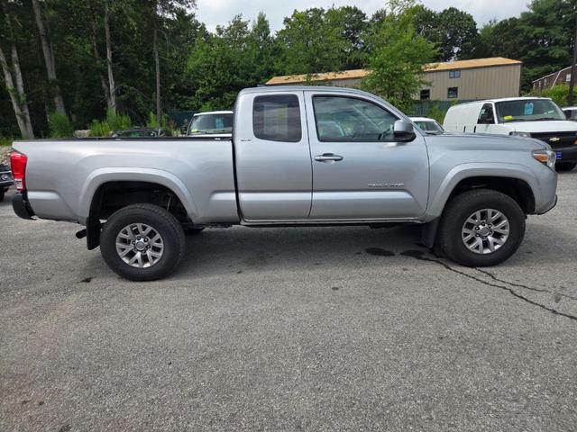 Photo of 2016 Silver Sky Metallic Toyota Tacoma
