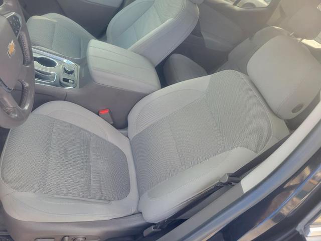Photo of 2020 Midnight Blue Metallic Chevrolet Traverse