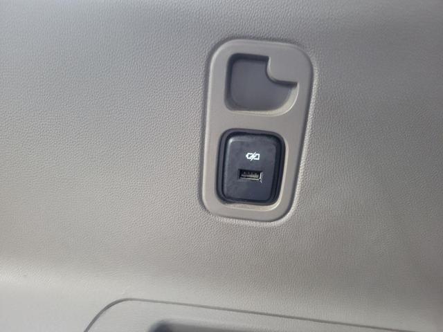 Photo of 2020 Midnight Blue Metallic Chevrolet Traverse
