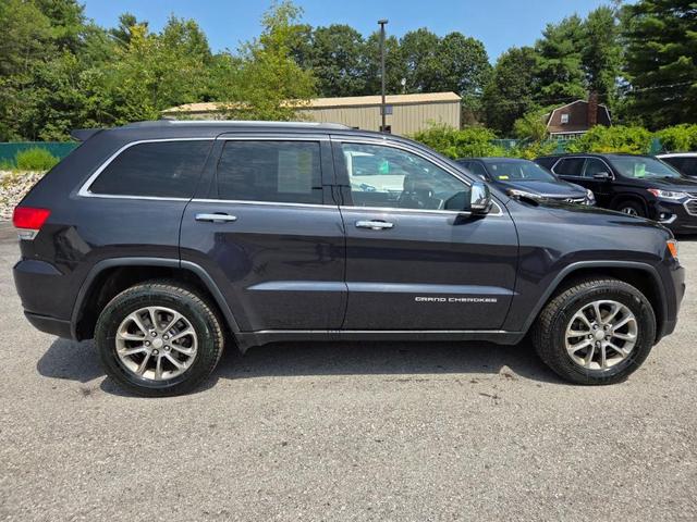 Photo of 2014 Brilliant Black Crystal Jeep Grand Cherokee