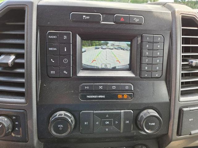 Photo of 2020 Oxford White Ford F-250
