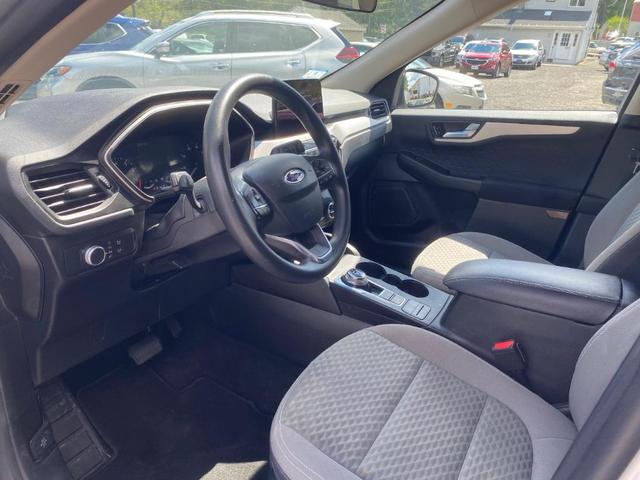 Photo of 2020 Ingot Silver Metallic Ford Escape