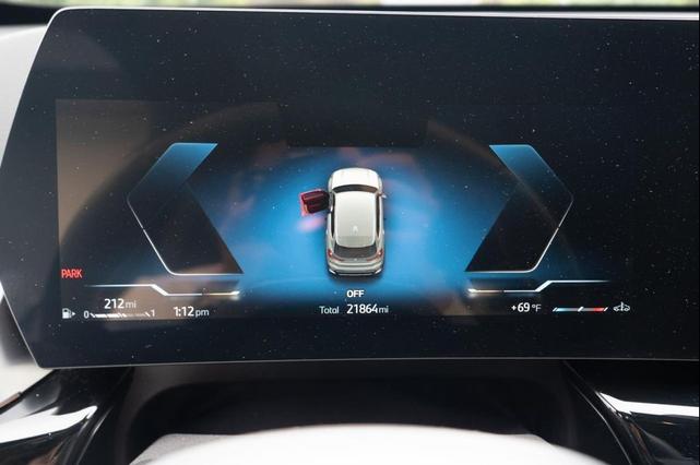 Photo of 2025 Space Silver Metallic BMW X1