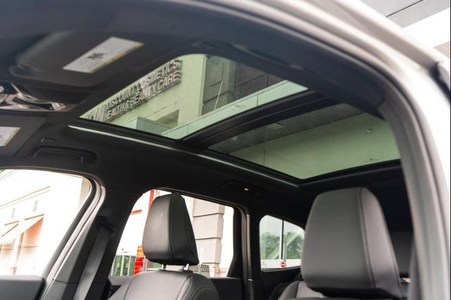 Photo of 2025 Space Silver Metallic BMW X1