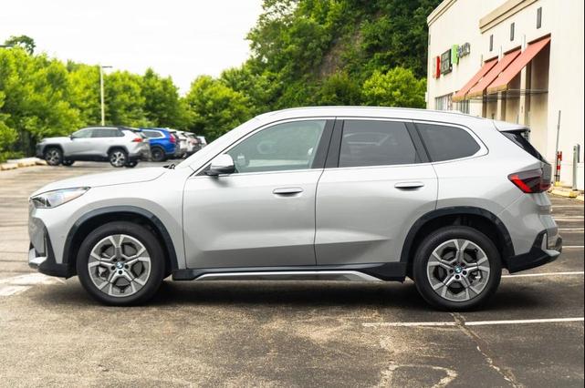 Photo of 2025 Space Silver Metallic BMW X1