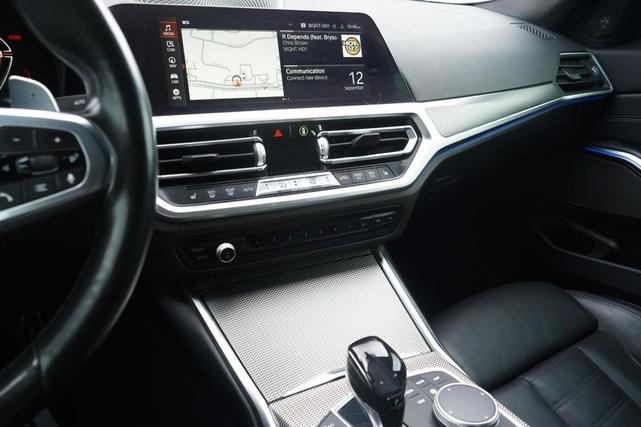 Photo of 2021 Portimao Blue Metallic BMW M340