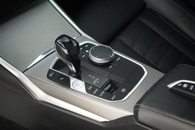 Photo of 2021 Portimao Blue Metallic BMW M340