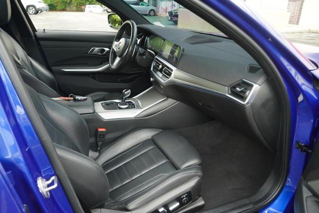 Photo of 2021 Portimao Blue Metallic BMW M340
