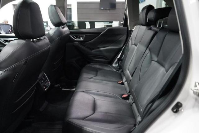 Photo of 2022 Crystal White Pearl Subaru Forester