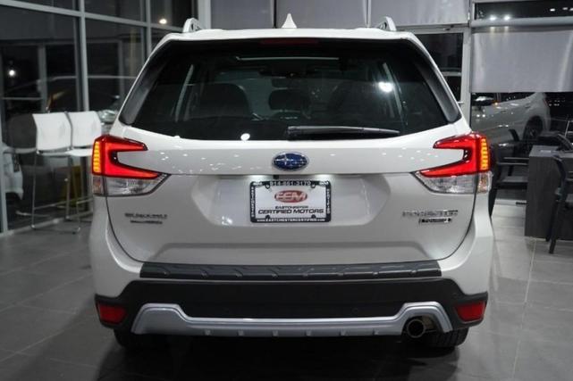 Photo of 2022 Crystal White Pearl Subaru Forester