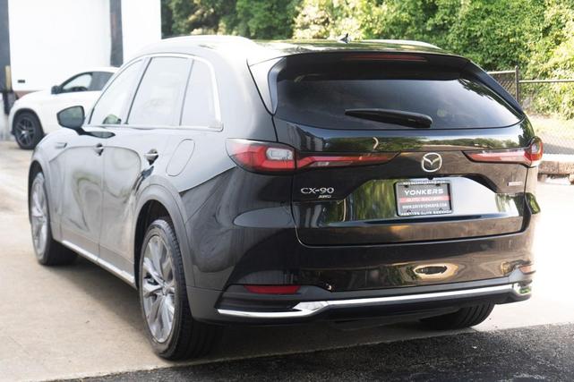 Photo of 2024  Mazda CX-90