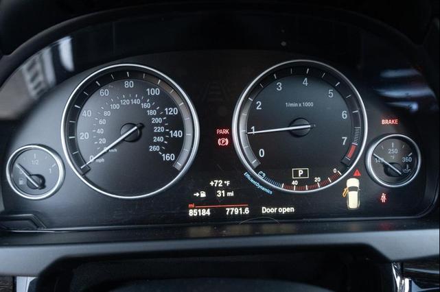 Photo of 2017 Alpine White BMW X5