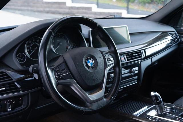 Photo of 2017 Alpine White BMW X5