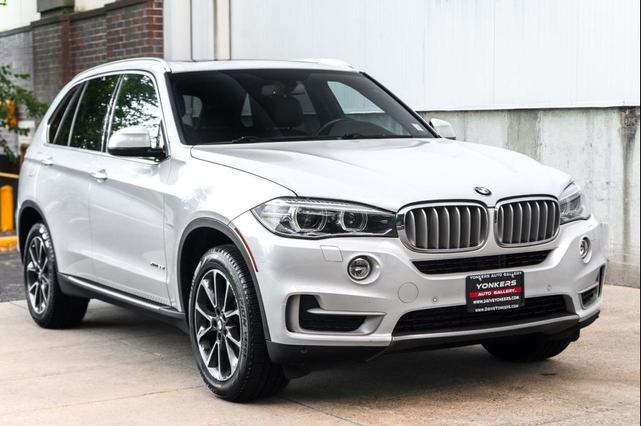 Photo of 2017 Alpine White BMW X5