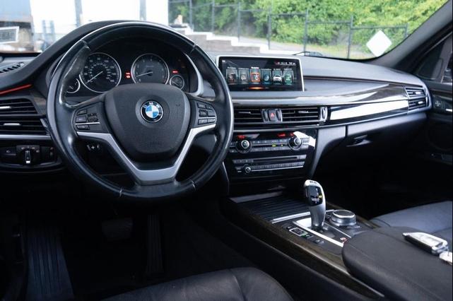 Photo of 2017 Alpine White BMW X5