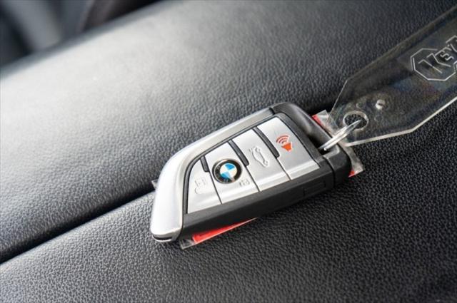 Photo of 2021 Carbon Black Metallic BMW X6
