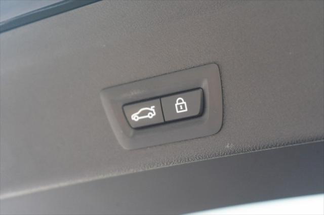 Photo of 2021 Carbon Black Metallic BMW X6