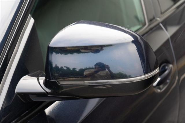 Photo of 2021 Carbon Black Metallic BMW X6