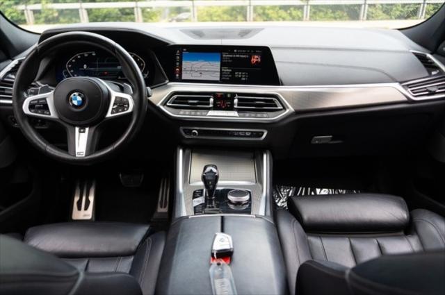 Photo of 2021 Carbon Black Metallic BMW X6