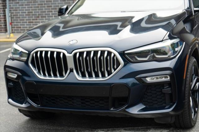 Photo of 2021 Carbon Black Metallic BMW X6
