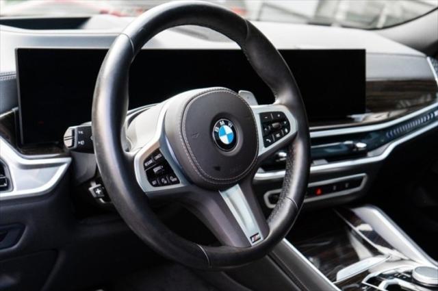 Photo of 2024 Carbon Black Metallic BMW X6