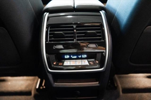 Photo of 2024 Carbon Black Metallic BMW X6