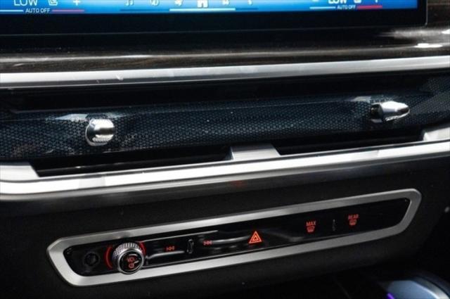 Photo of 2024 Carbon Black Metallic BMW X6