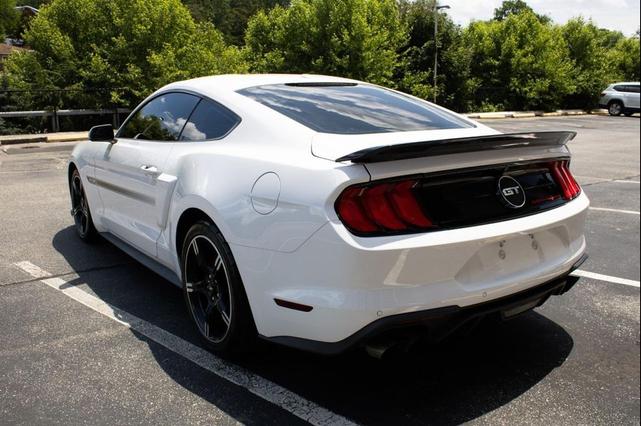 Photo of 2019 Oxford White Ford Mustang