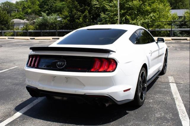Photo of 2019 Oxford White Ford Mustang
