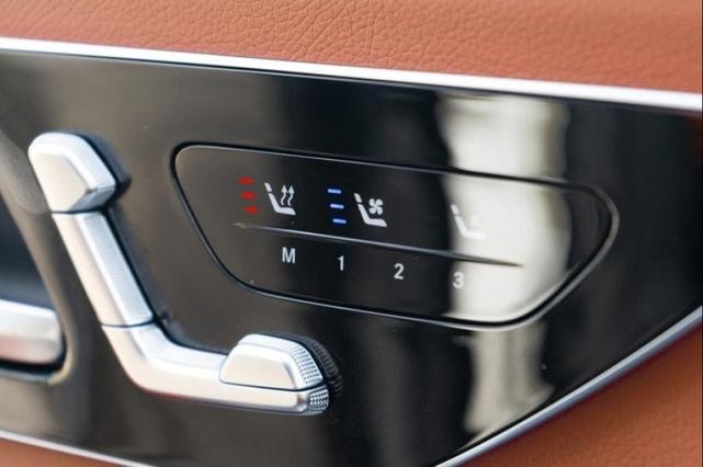 Photo of 2022 Black Mercedes-Benz S-Class